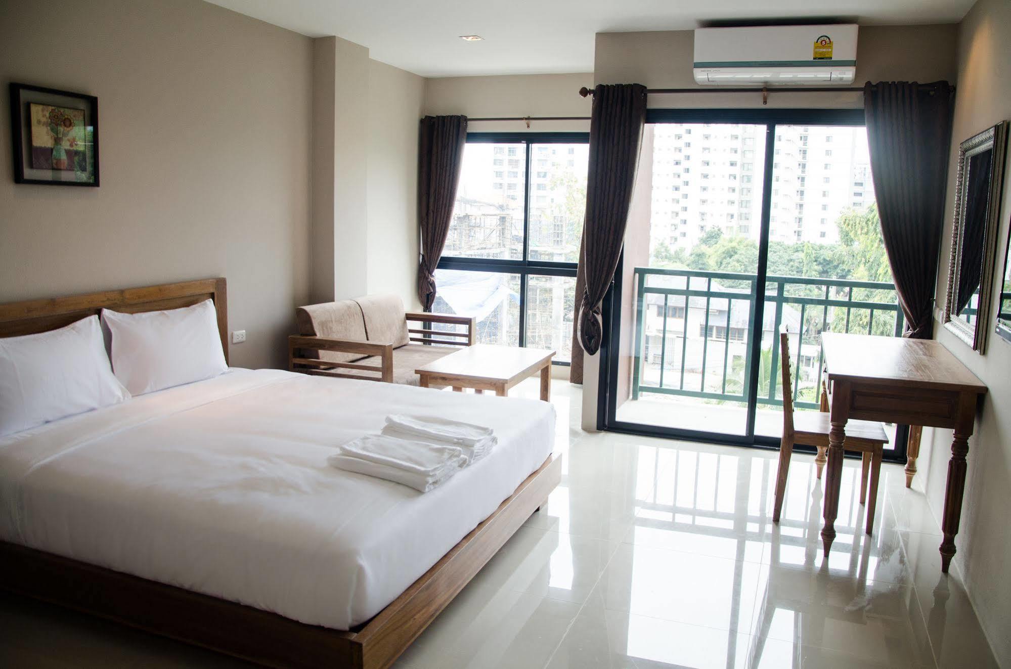 The Sun Terrace Chiang Mai Exterior foto